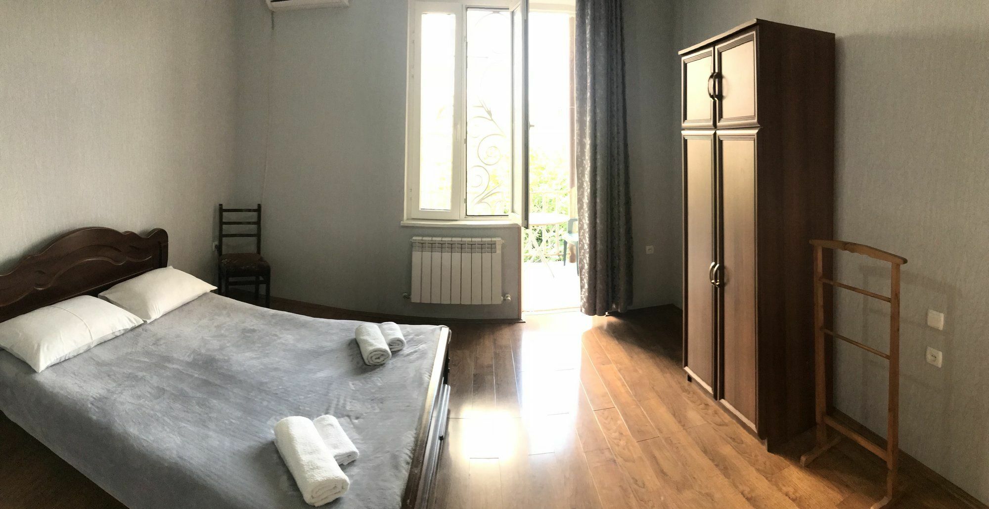 Bajo Guest House 쿠타이시 외부 사진